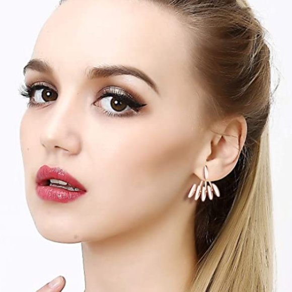 8 Pairs Gorgeous, Cool Mix & Match Earrings - Picture 9 of 9